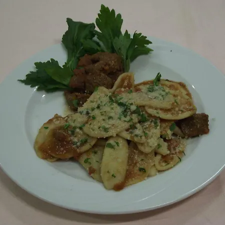 Paradiso 호텔 3*